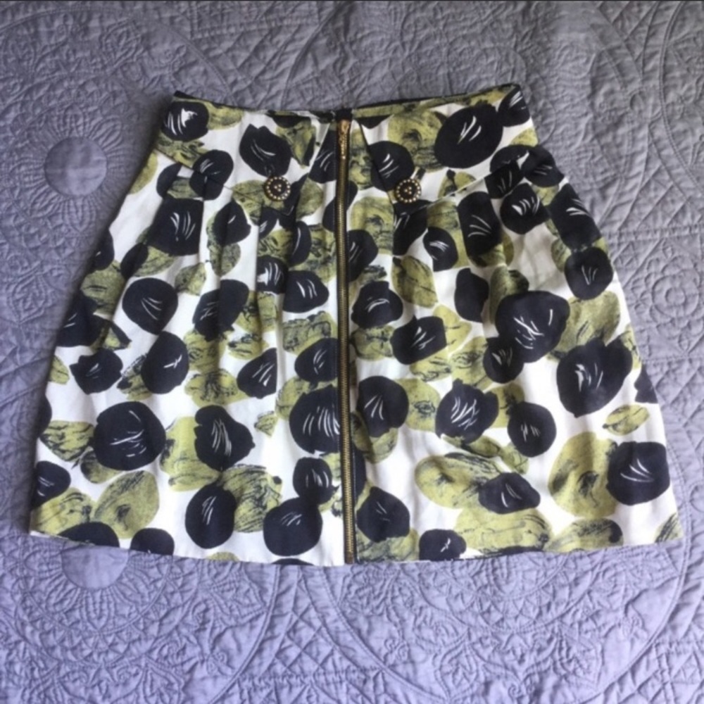 Leifsdottir Anthropologie zip down skirt size 2
